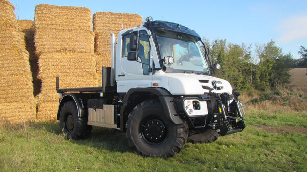 | SOLD | Unimog U530 299hp - Image 2