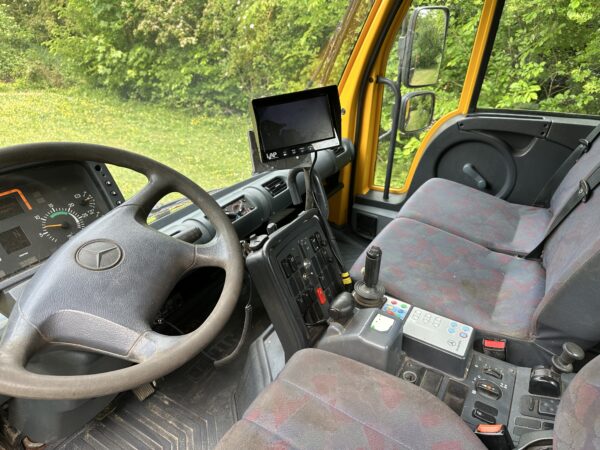 Unimog U400 - Image 6